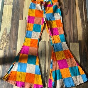 peach love colorblock flare jeans